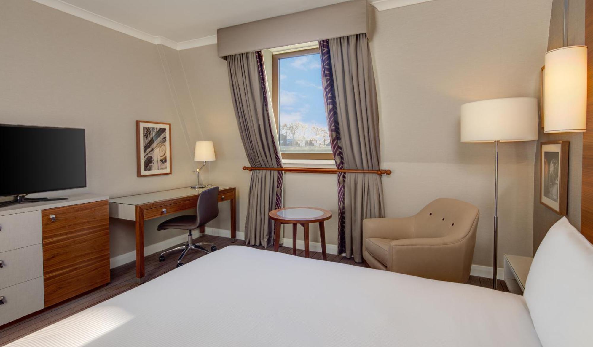 Hilton Cambridge City Centre Exterior foto